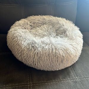 NWT Pet Bed Small